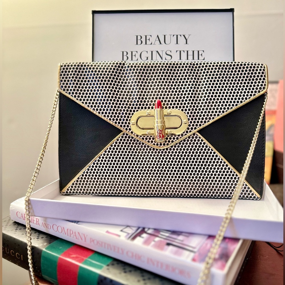 Betsey Johnson Envelope Style Chain Link Convertible Cross/Clutch/Shoulder Bag